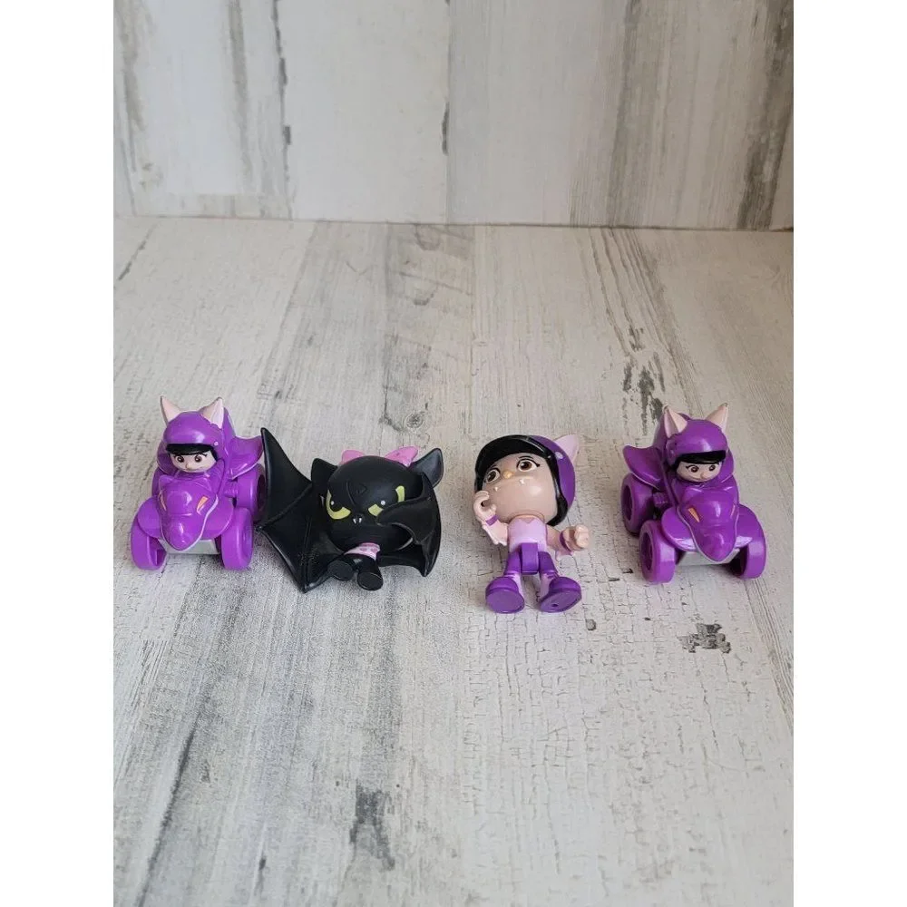Top wing purple vampire car racing toy set bat variety Nick jr‎